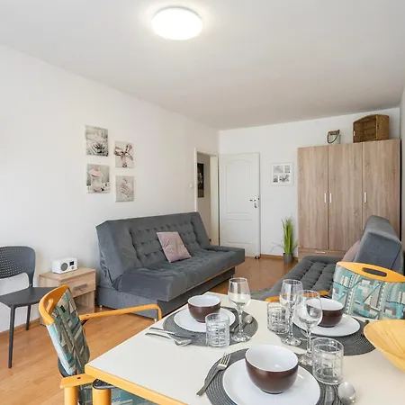 02 Przymorze - Mieszkanie Dla 6 Os 아파트 그단스크